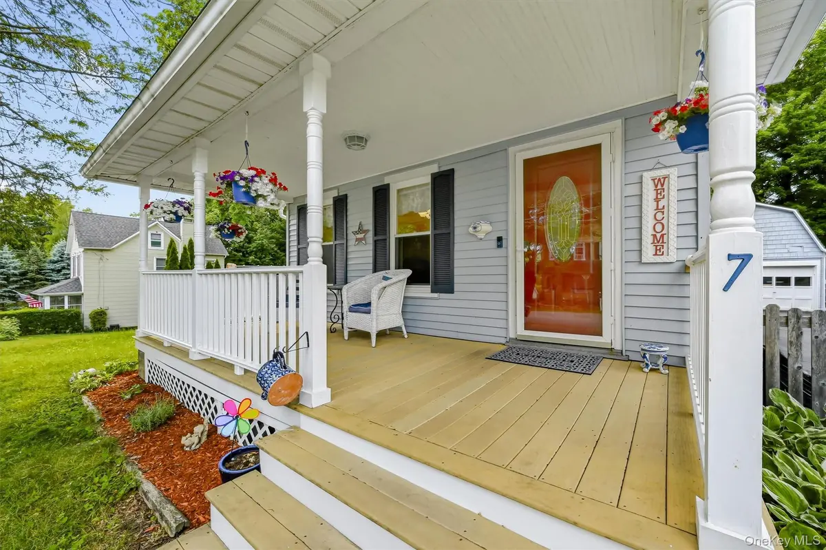 7 Kearney AVE, Harriman, NY 10926
