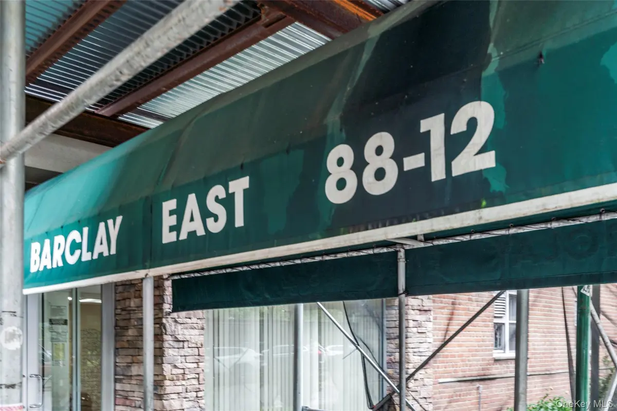 88-12 151 AVE #4B, Howard Beach, NY 11414