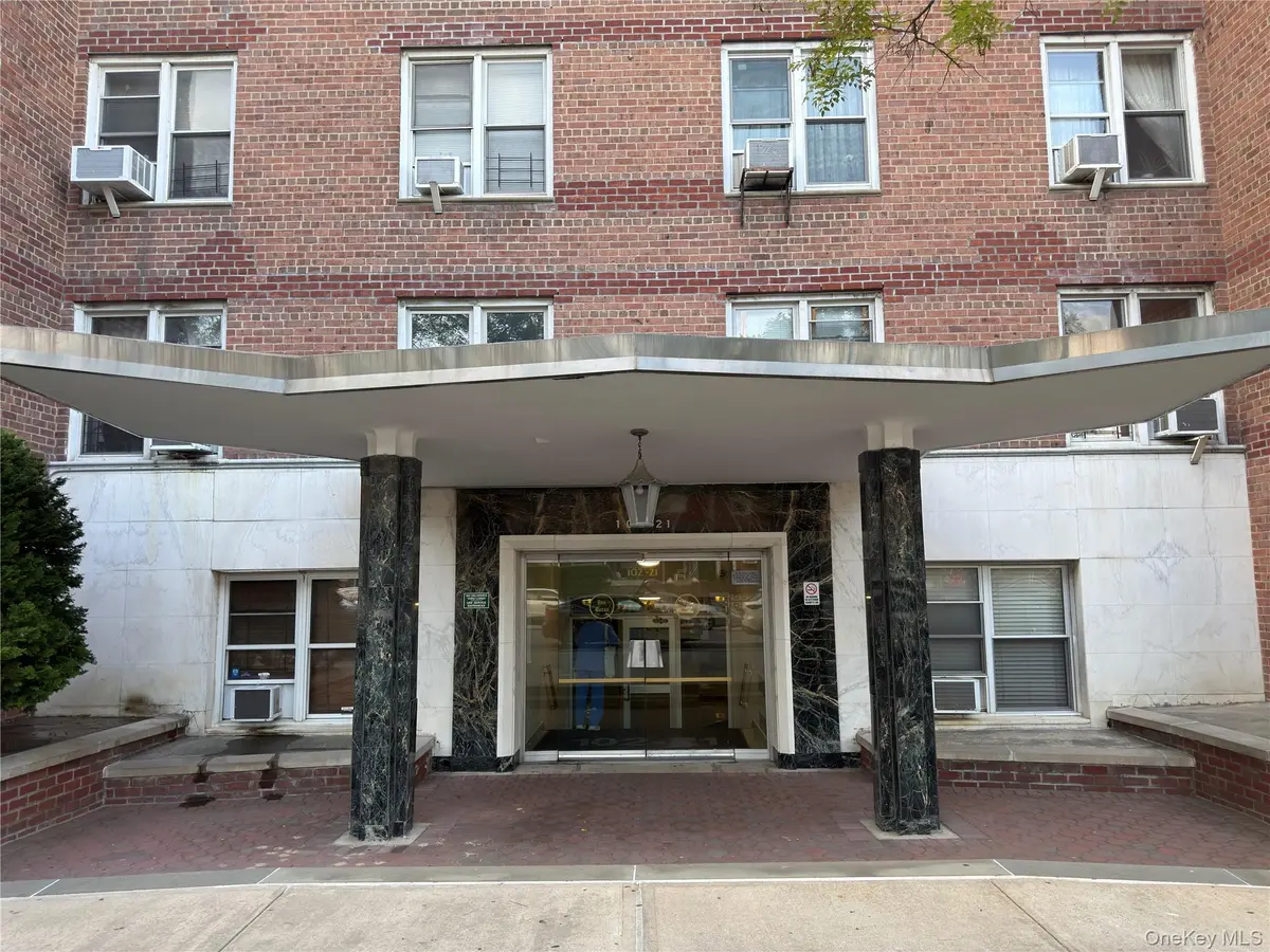 10221 63rd RD #A67, Forest Hills, NY 11375
