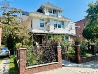 84-39 Lefferts BLVD, Kew Gardens, NY 11415