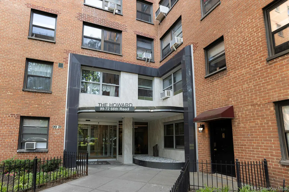 99-72 66 RD #7O, Rego Park, NY 11374