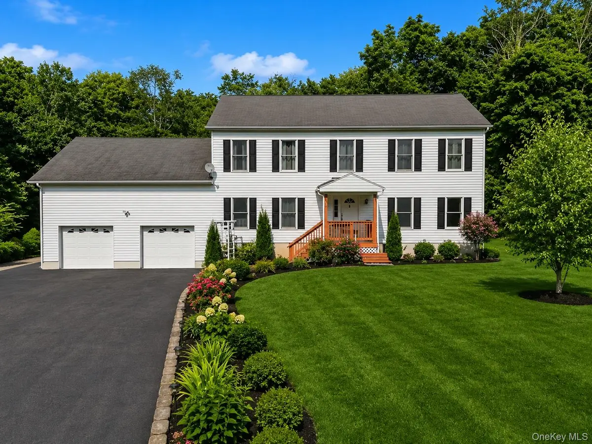74 Losee RD, Wappingers Falls, NY 12590