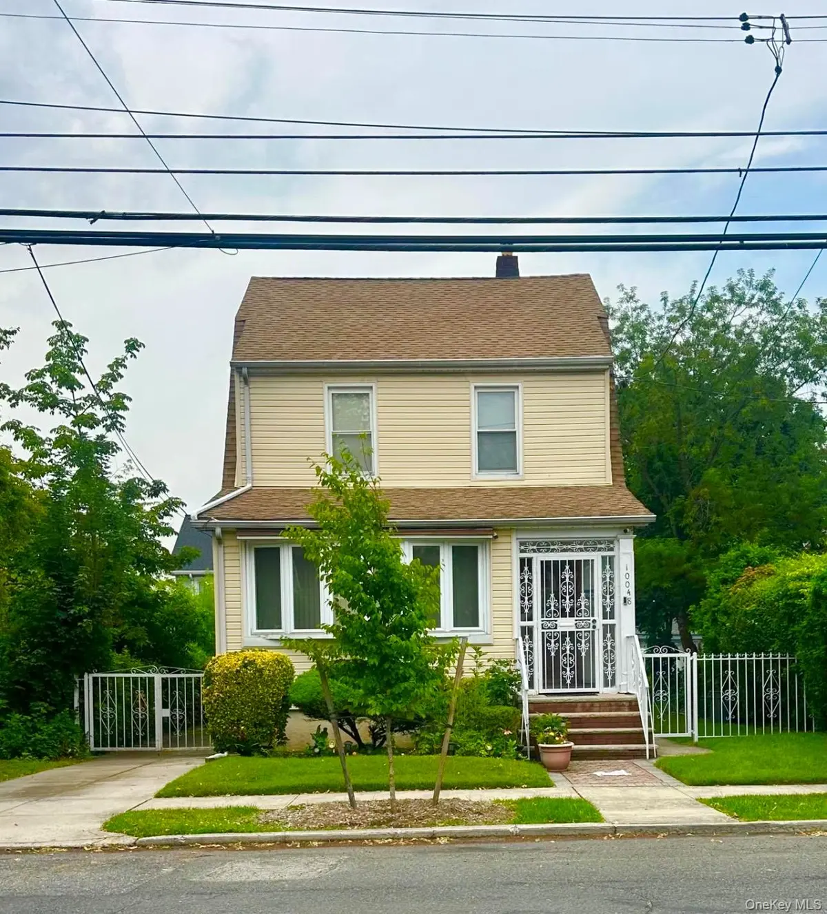 10048 222nd ST, Queens Village, NY 11429