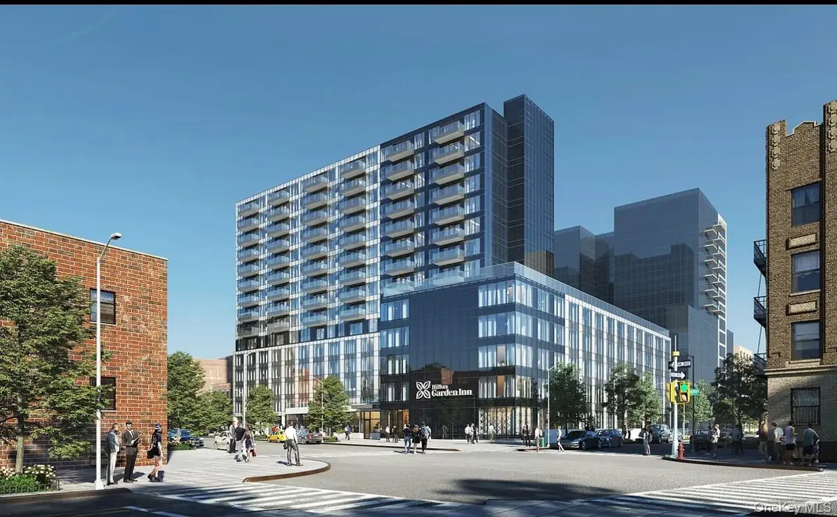 3371 Prince ST #7K, Flushing, NY 11354