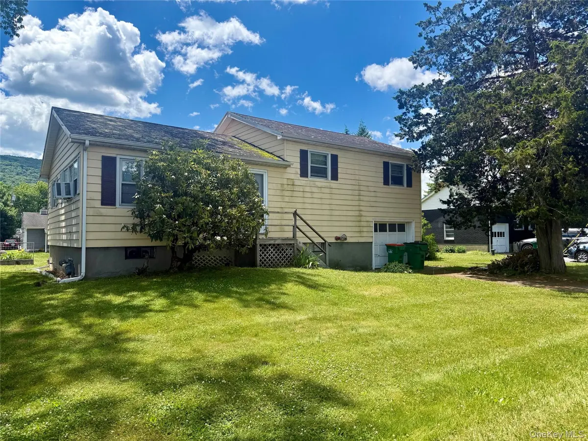 858 Route 52, Fishkill, NY 12524