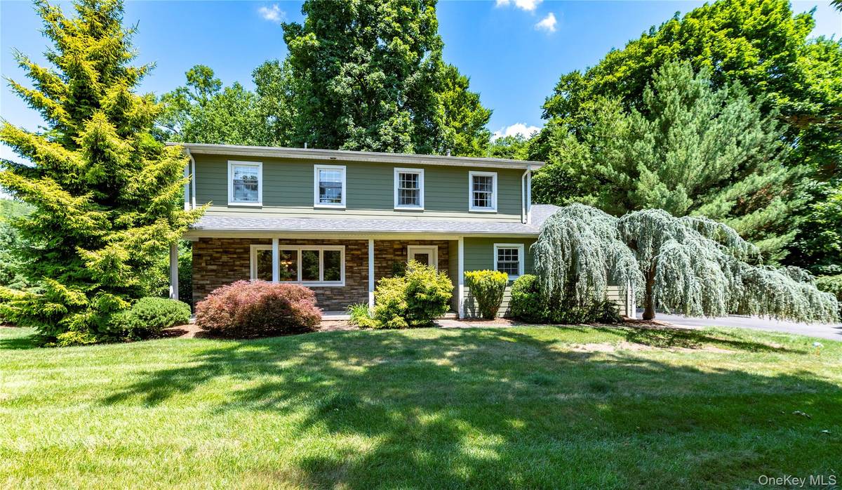 12 Sickletown RD, Pearl River, NY 10965