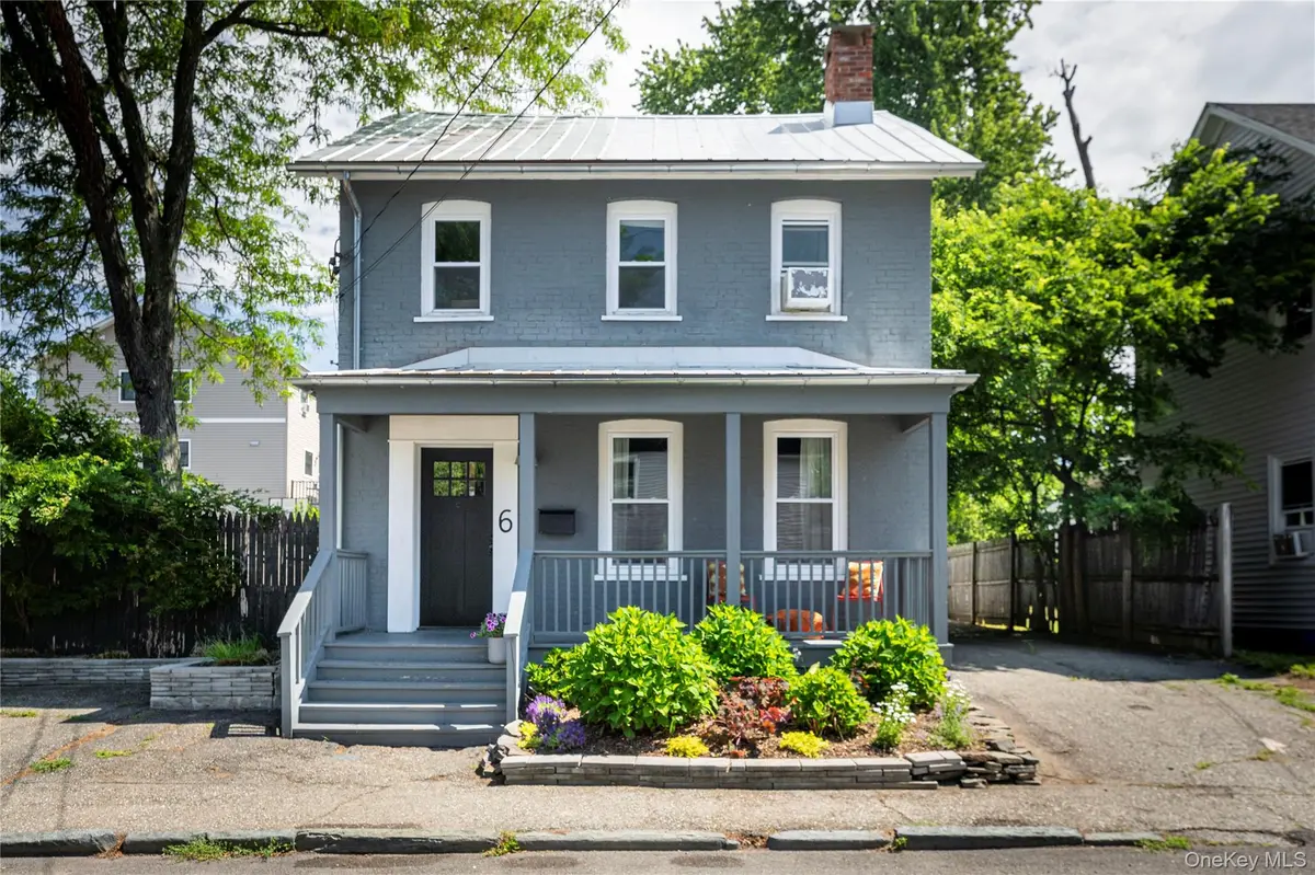 6 Center ST, Beacon, NY 12508