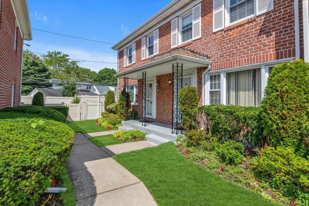 281 Wheeler AVE #12, Valley Stream, NY 11580
