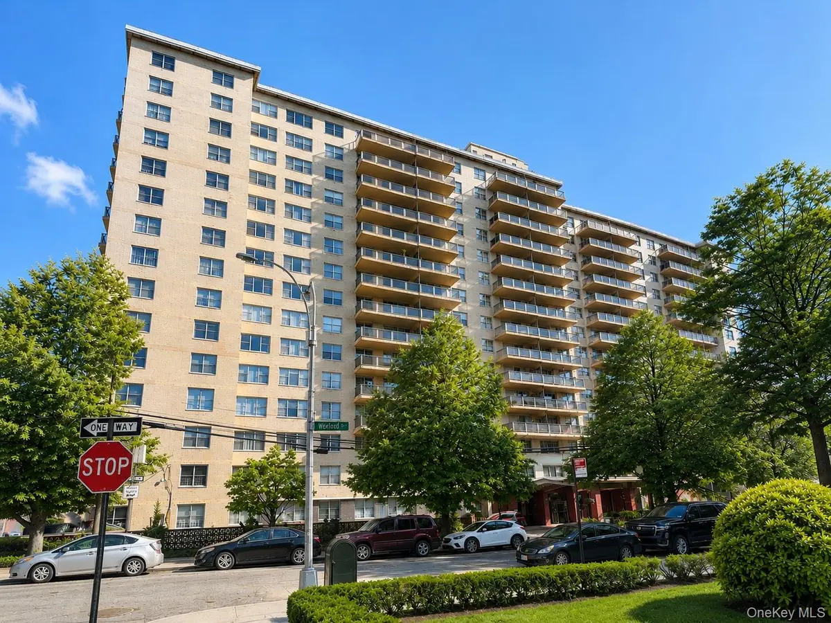 175-20 Wexford TER #11N, Jamaica, NY 11432