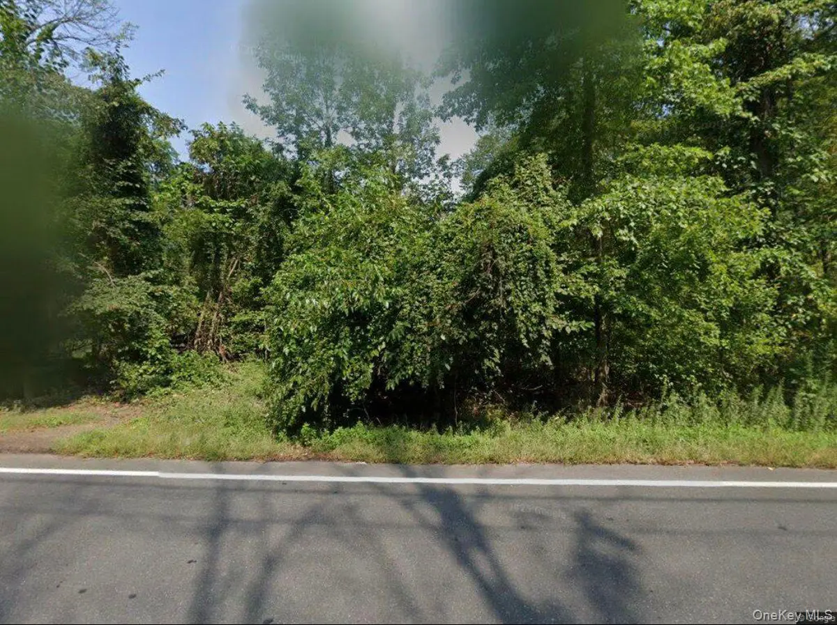 342-346 oak tree RD, Tappan, NY 10964