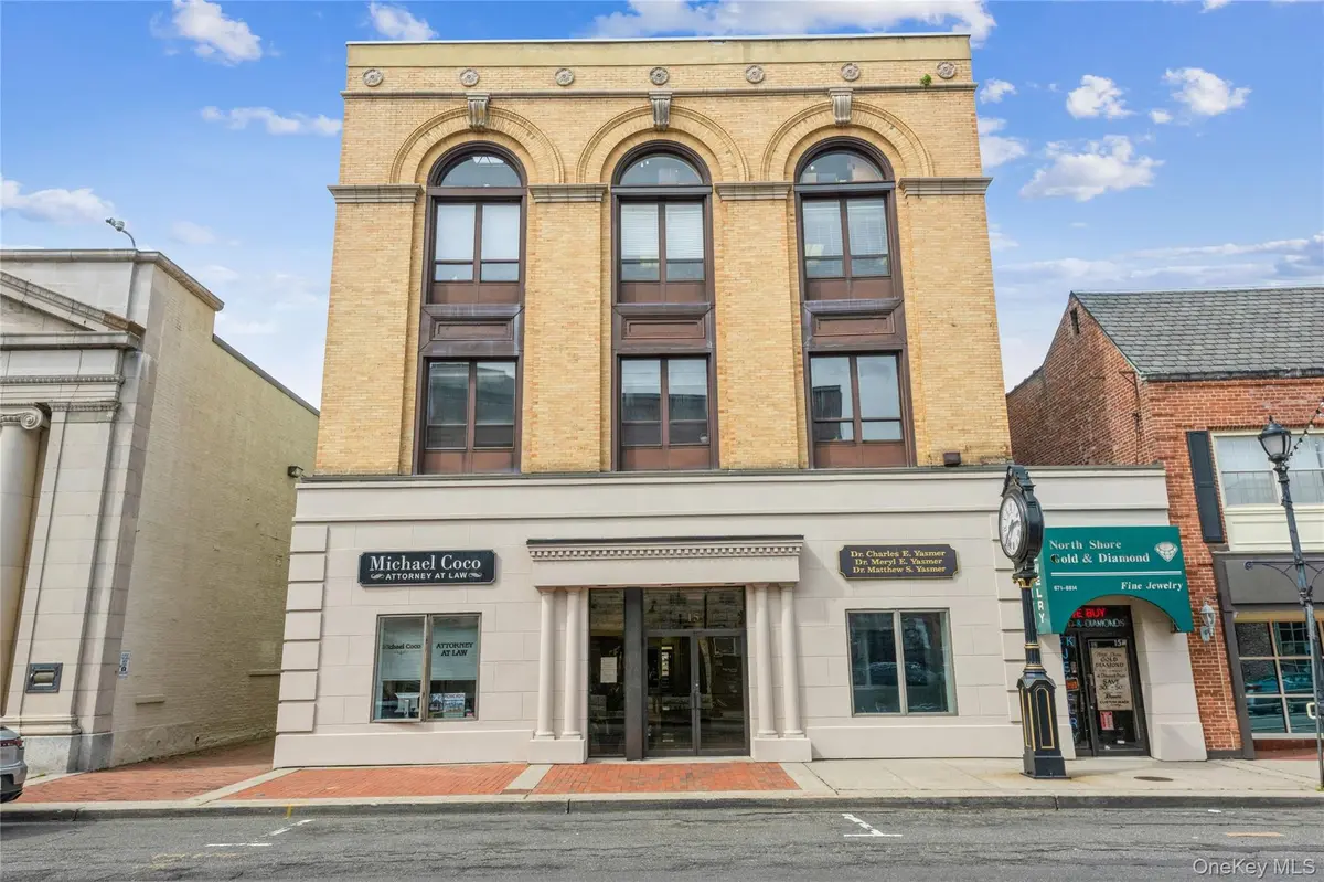 15 Glen ST #101, Glen Cove, NY 11542