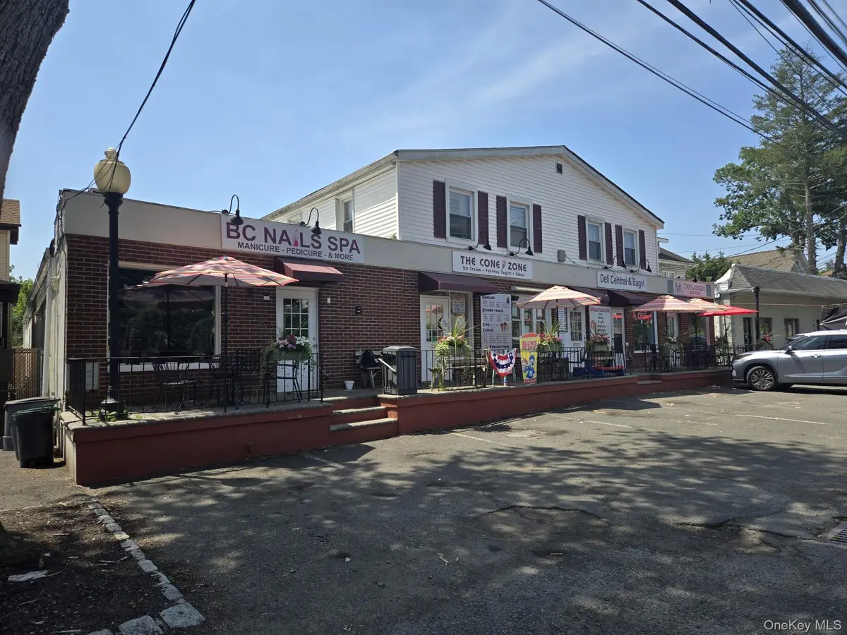 747 W Nyack RD, West Nyack, NY 10994