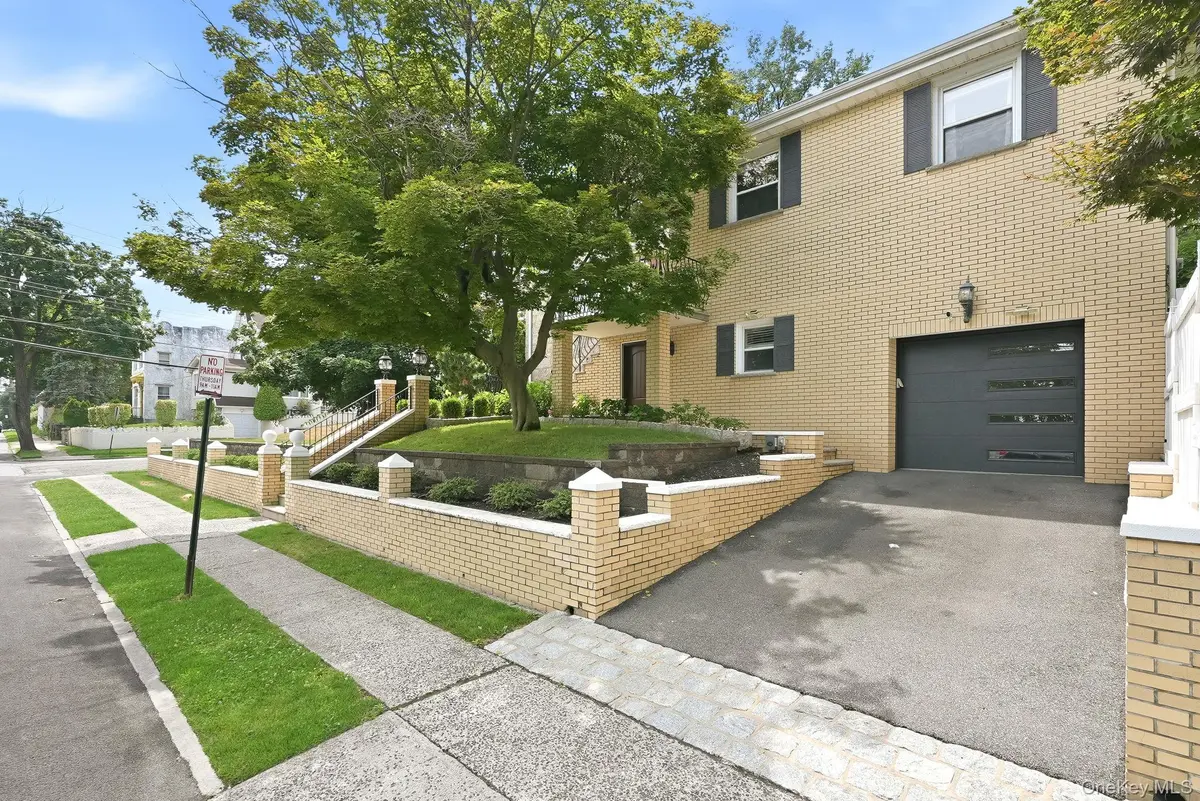 95 Vernon AVE, Yonkers, NY 10704