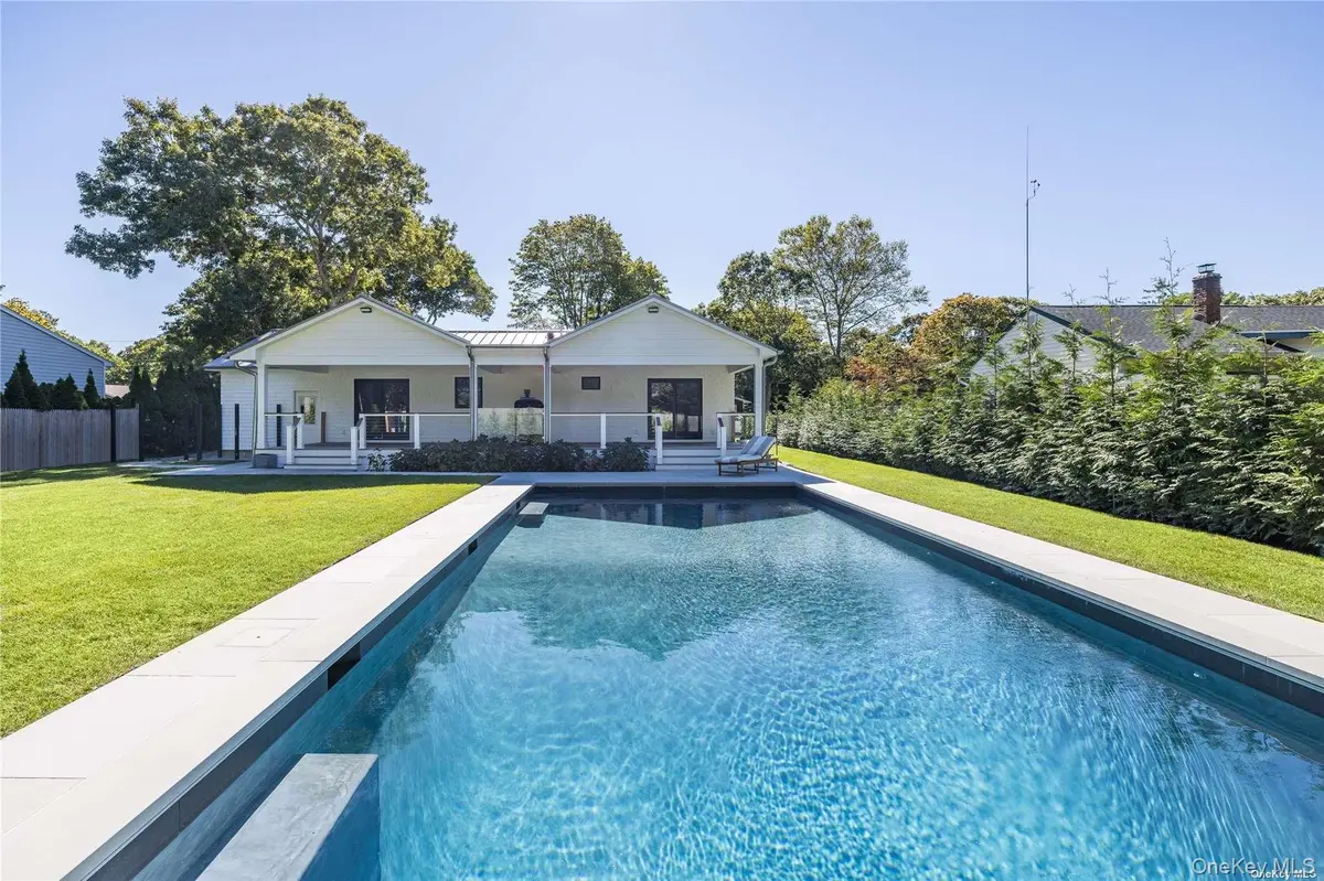 69 School ST, Hampton Bays, NY 11946