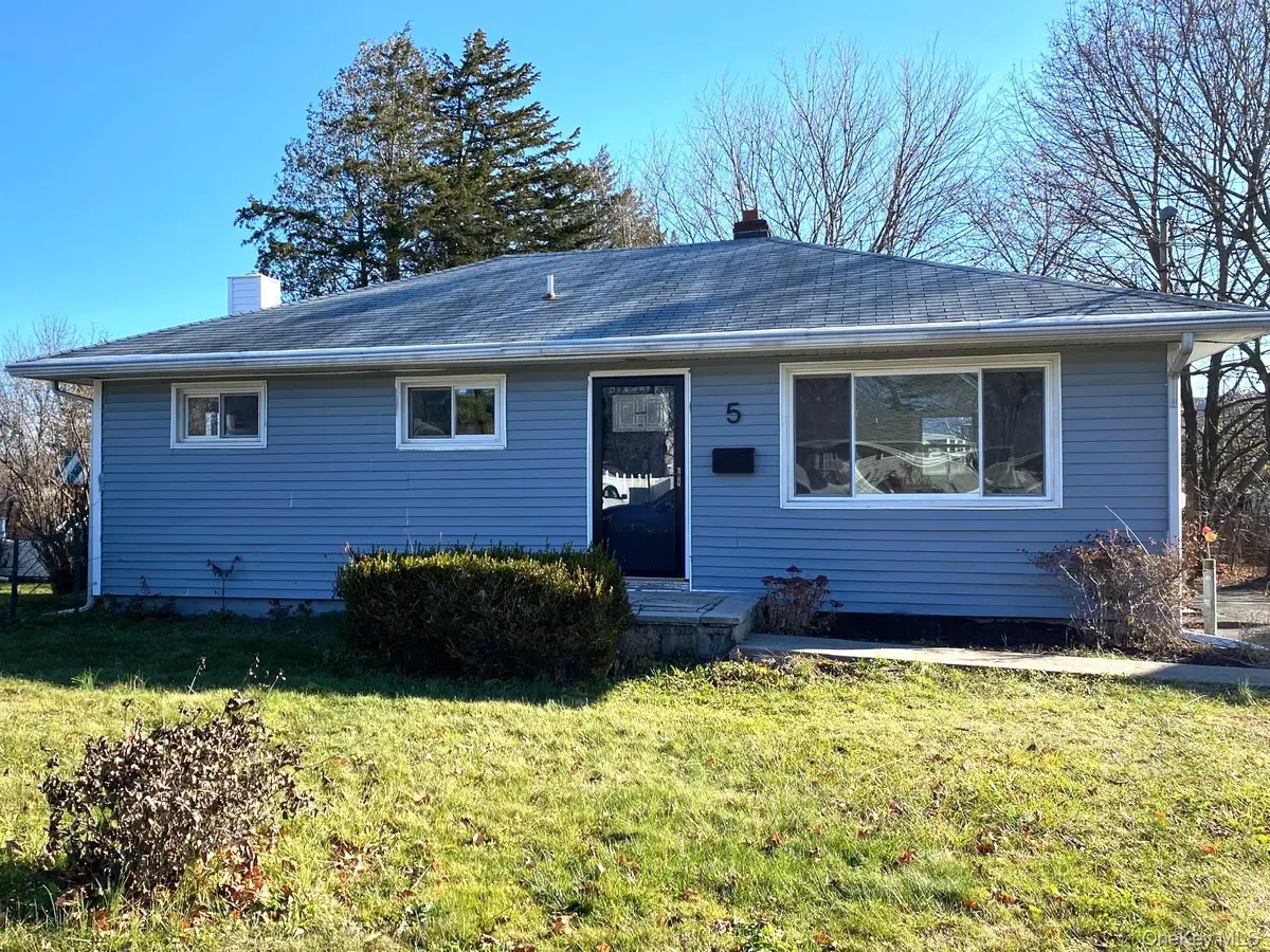 5 Smith RD, Cornwall, NY 12518