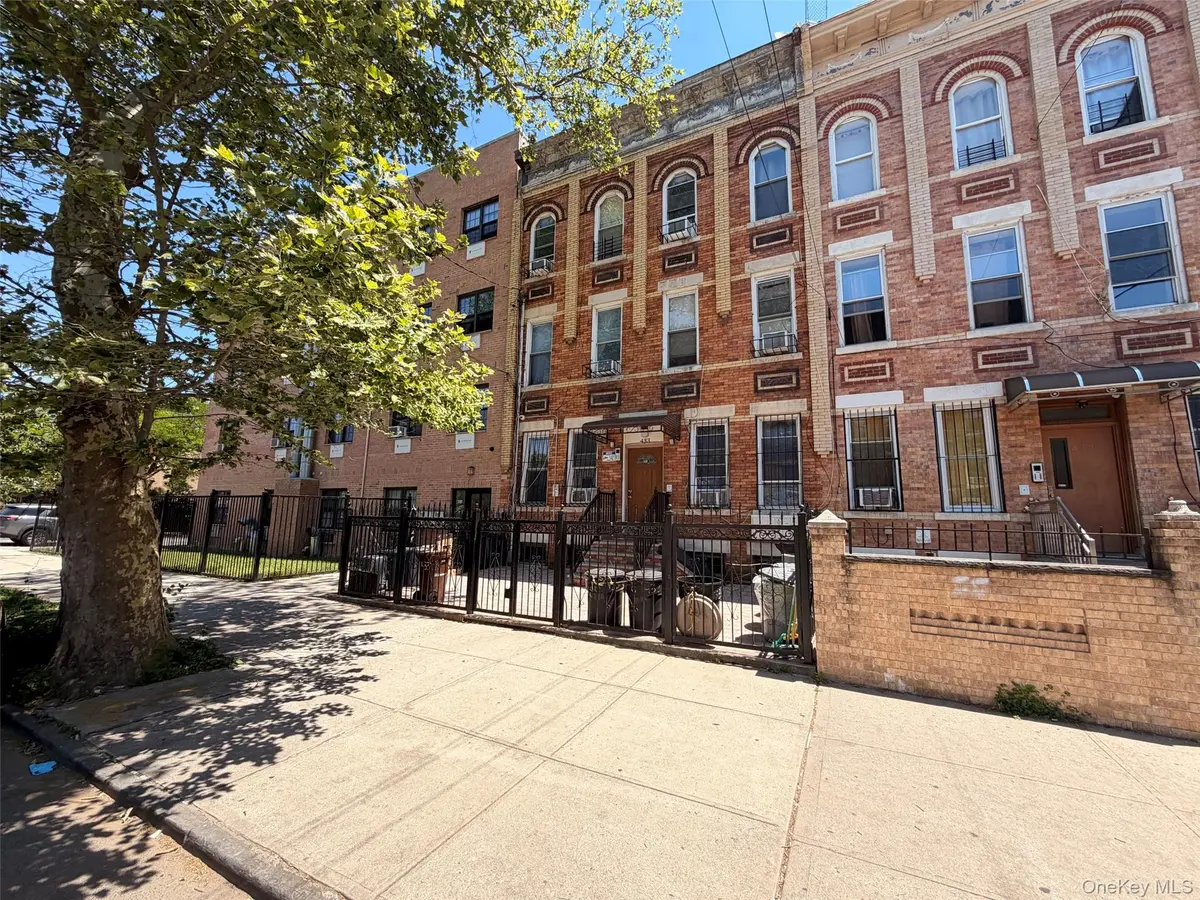 433 Wyona ST, Brooklyn, NY 11207
