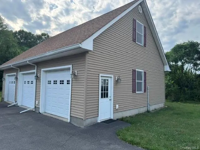 43 A S Ohioville RD #GARAGE, New Paltz, NY 12561