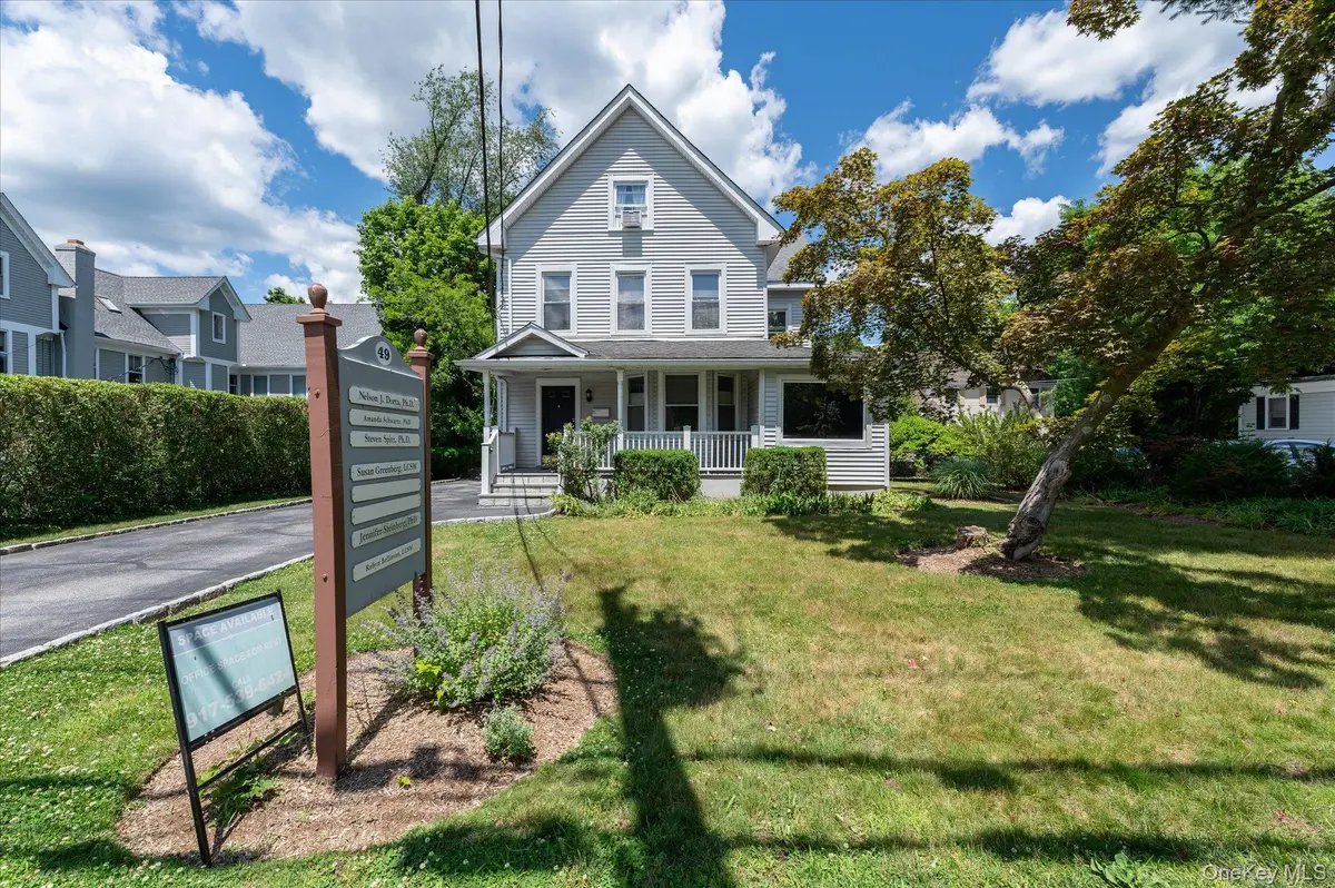 49 Smith AVE, Mount Kisco, NY 10549
