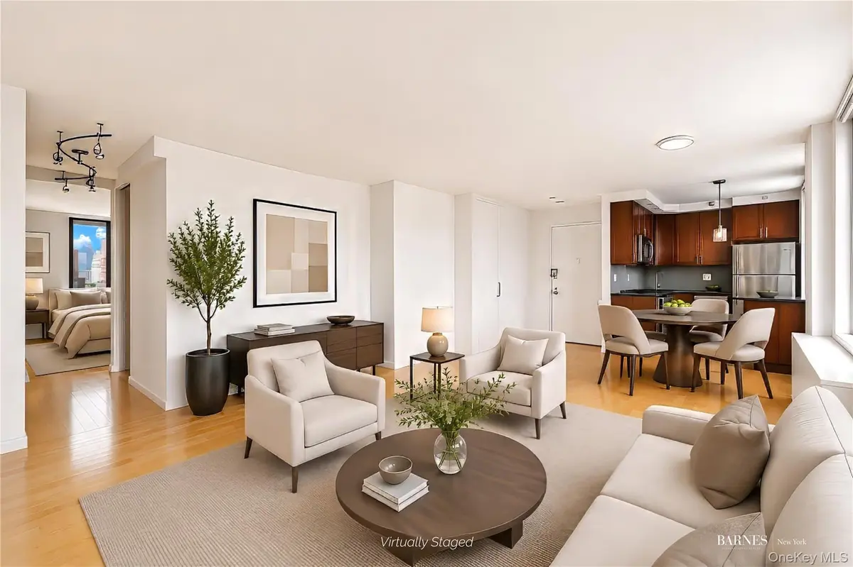 24 E 7th ST #11B, New York (manhattan), NY 10003