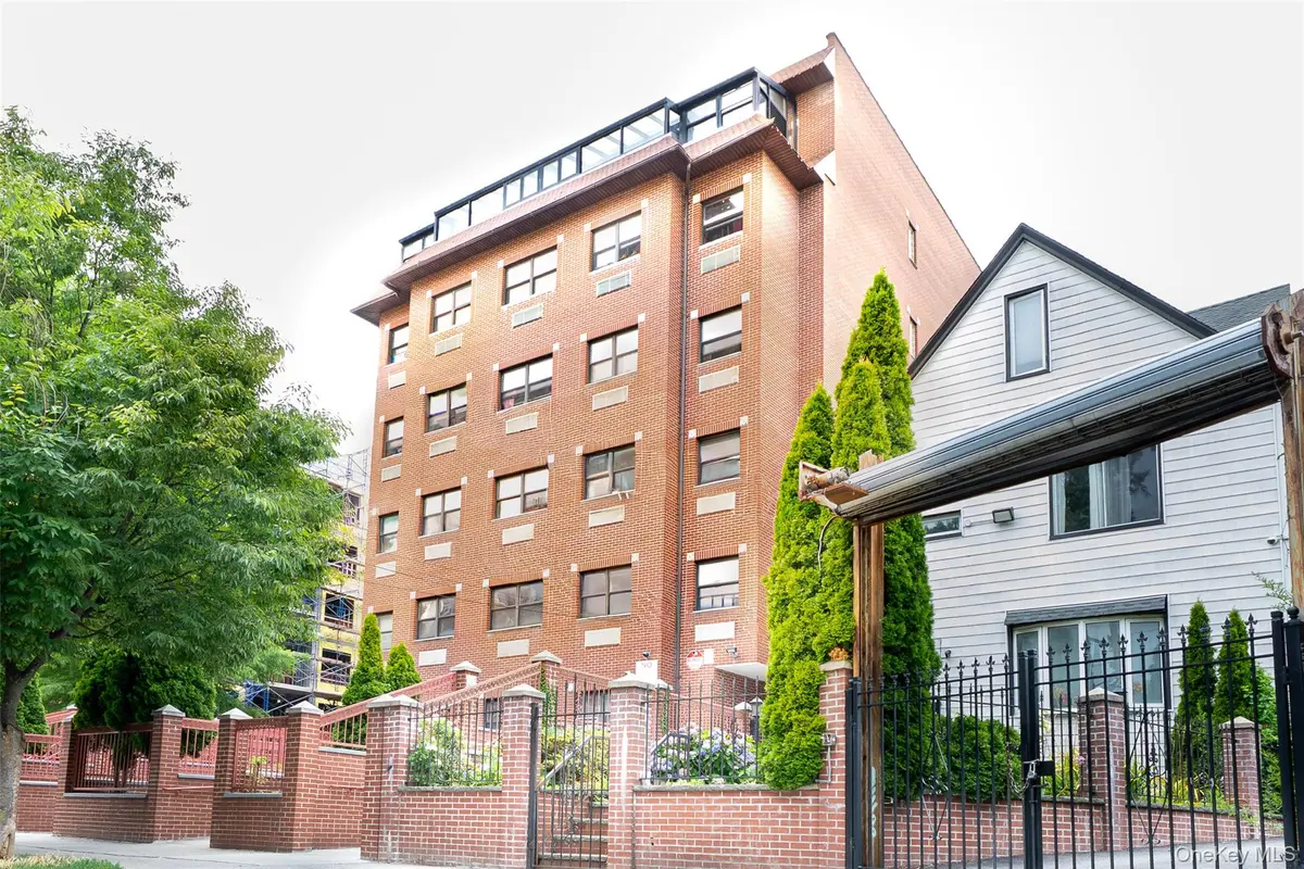 46-06 88th ST #4B, Elmhurst, NY 11373