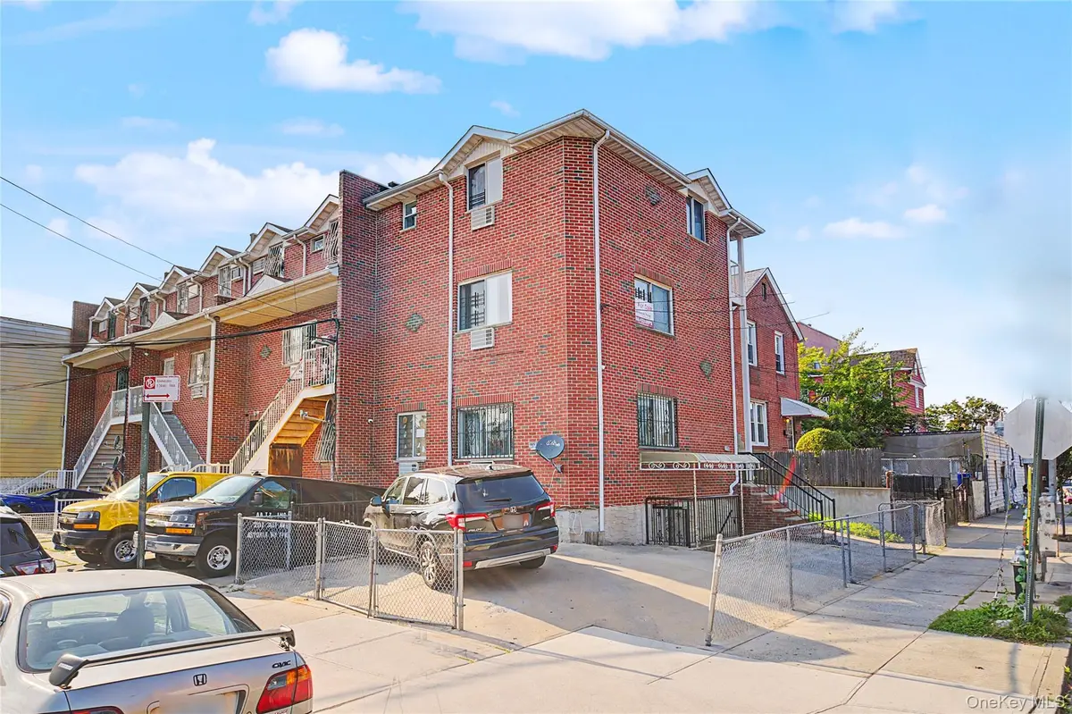 103-25 Alstyne AVE, Corona, NY 11368