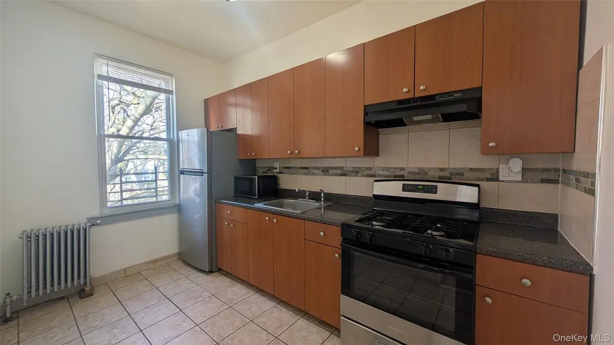 170 Bradford ST #2, Brooklyn, NY 11207