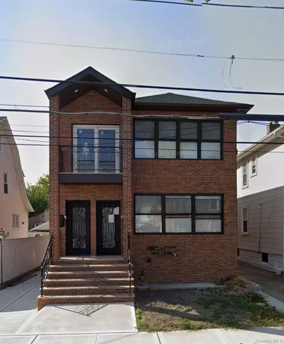 149-20 17th AVE, Whitestone, NY 11357