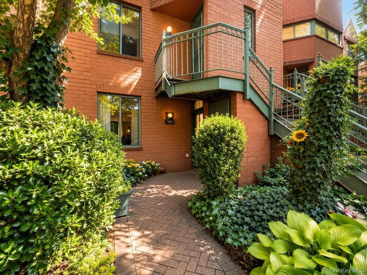 572 Louisiana AVE #1, Brooklyn, NY 11239
