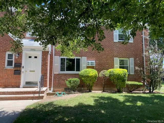 73-03 Little Neck #H-1, Glen Oaks, NY 11004