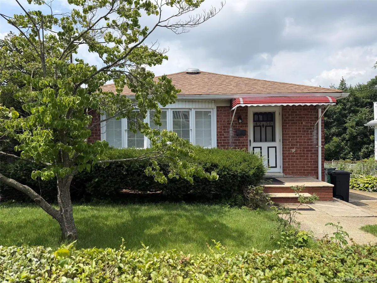 42-50 248th ST, Little Neck, NY 11363