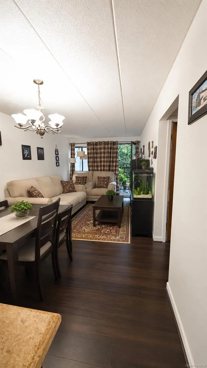 18016 Wexford TER #2B, Jamaica Estates, NY 11432