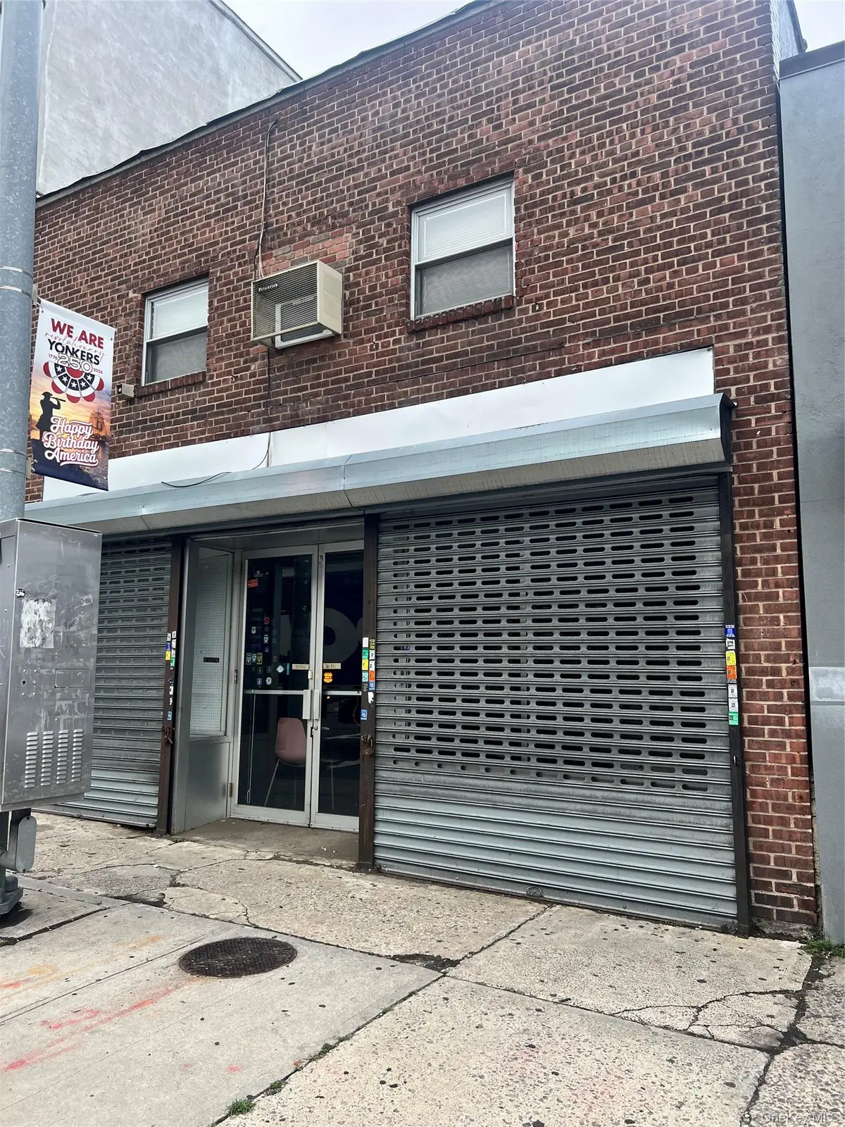 253 S Broadway #1st Floor & 2nd Floor, Yonkers, NY 10705