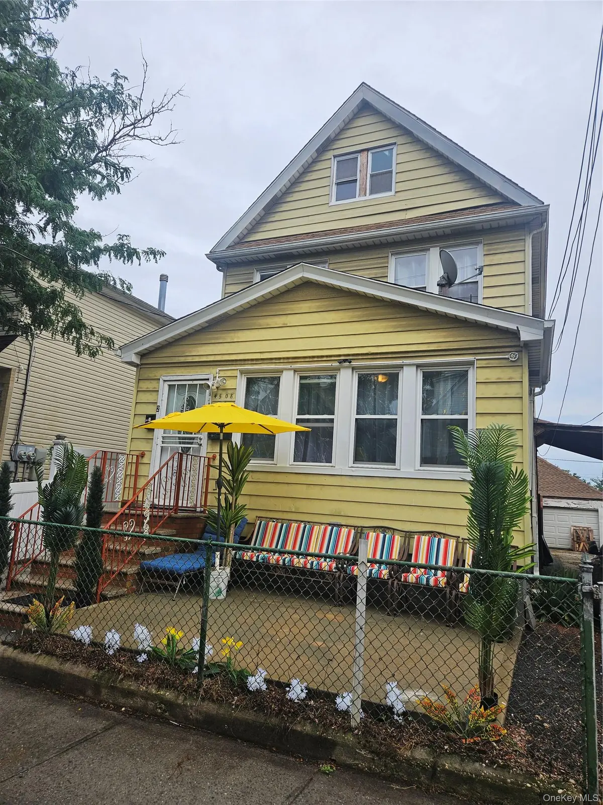 145-08 Arlington TER, Jamaica, NY 11435