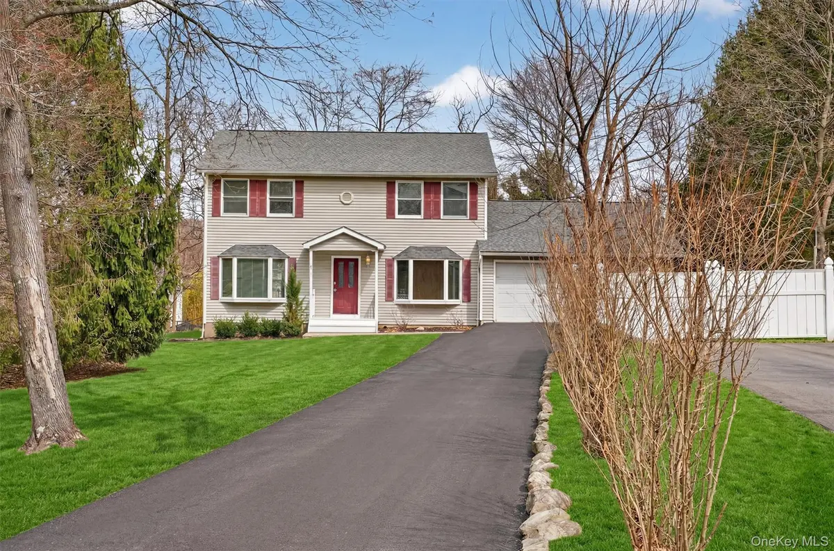 82 Walton TER, Monroe, NY 10950