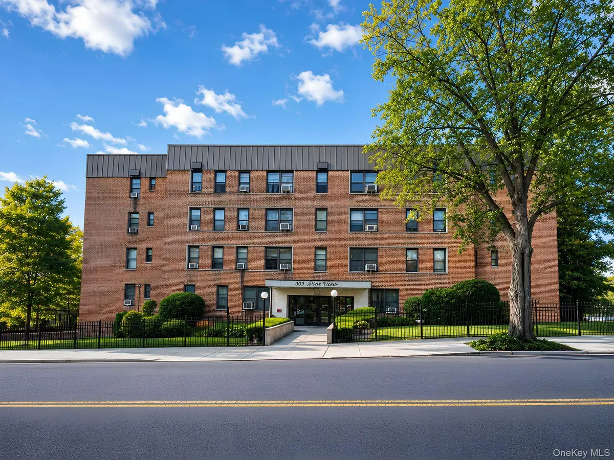 309 North Broadway #4K, Yonkers, NY 10701