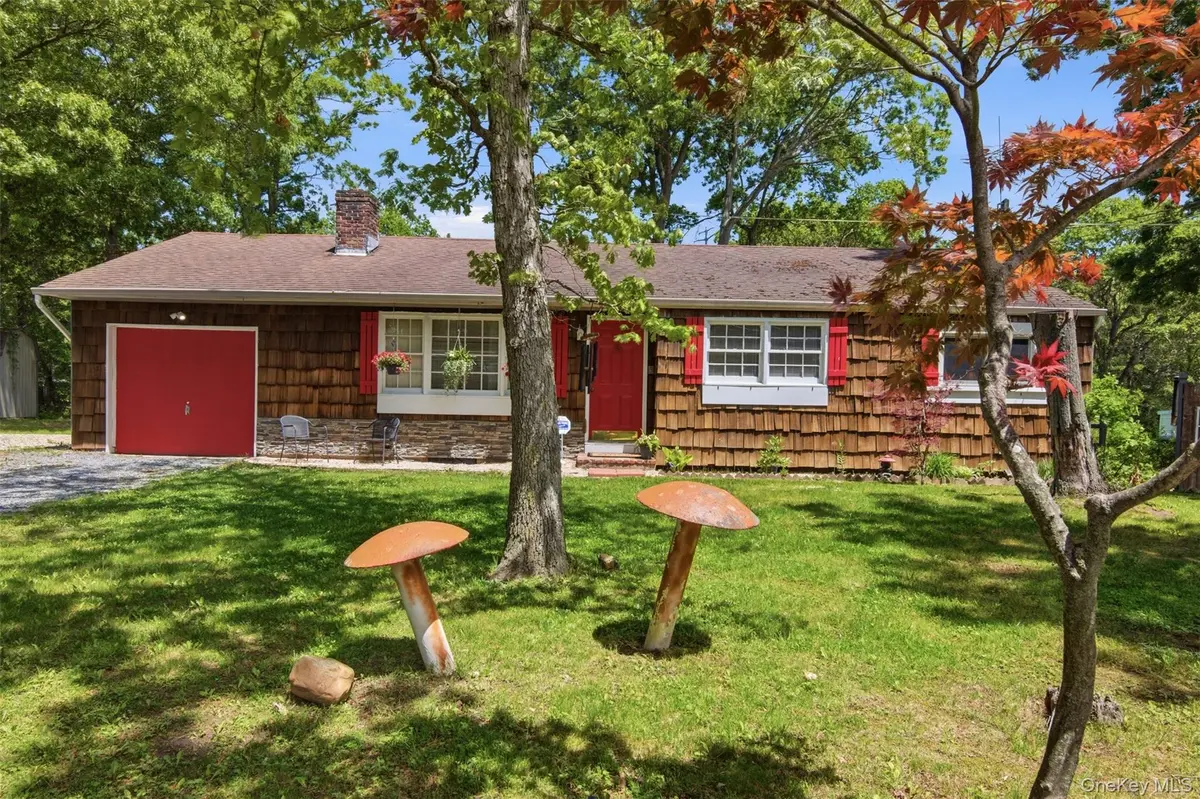 159 Canal RD, Port Jefferson Station, NY 11776