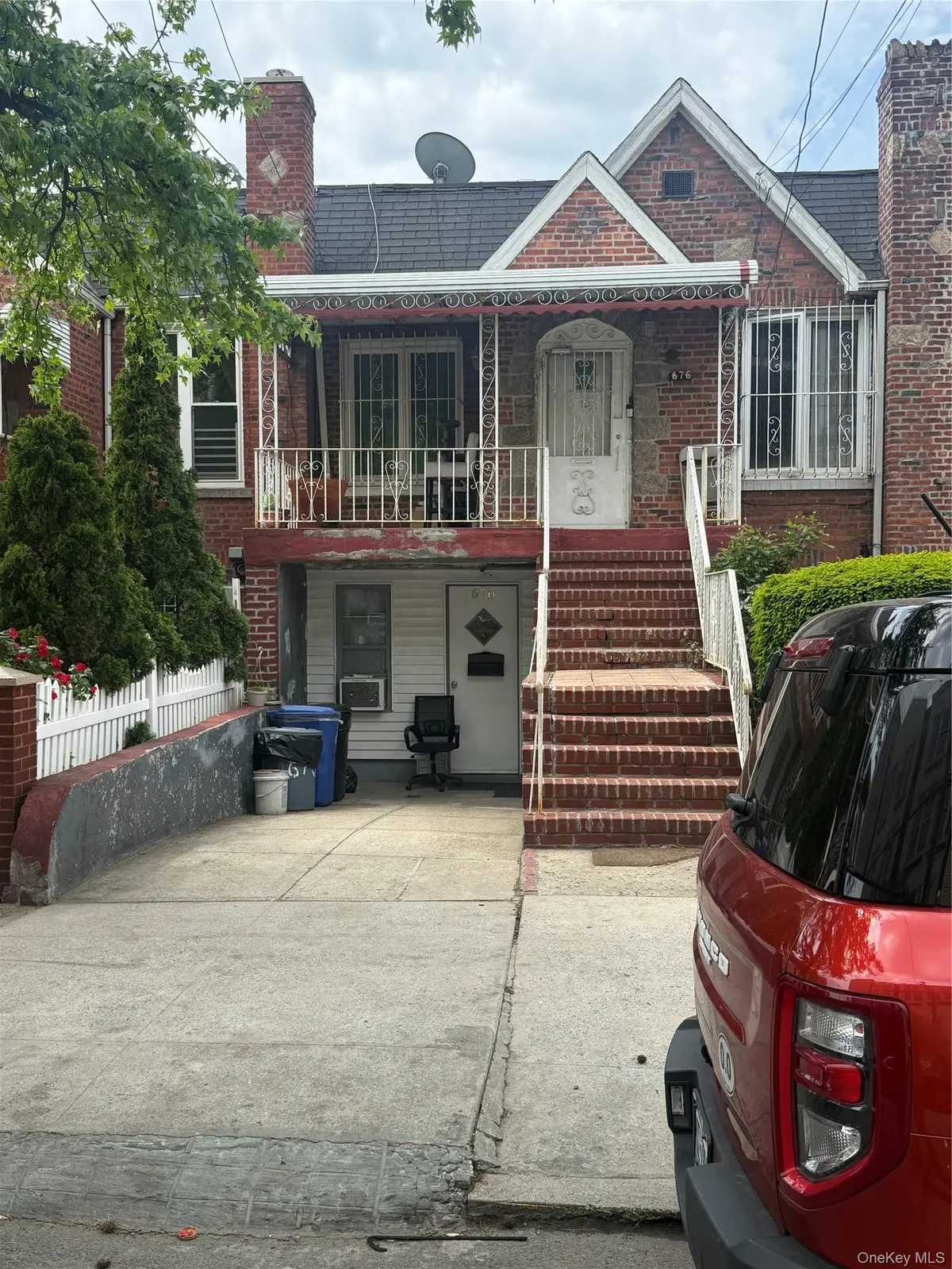 676 E 93rd ST, Brooklyn, NY 11236