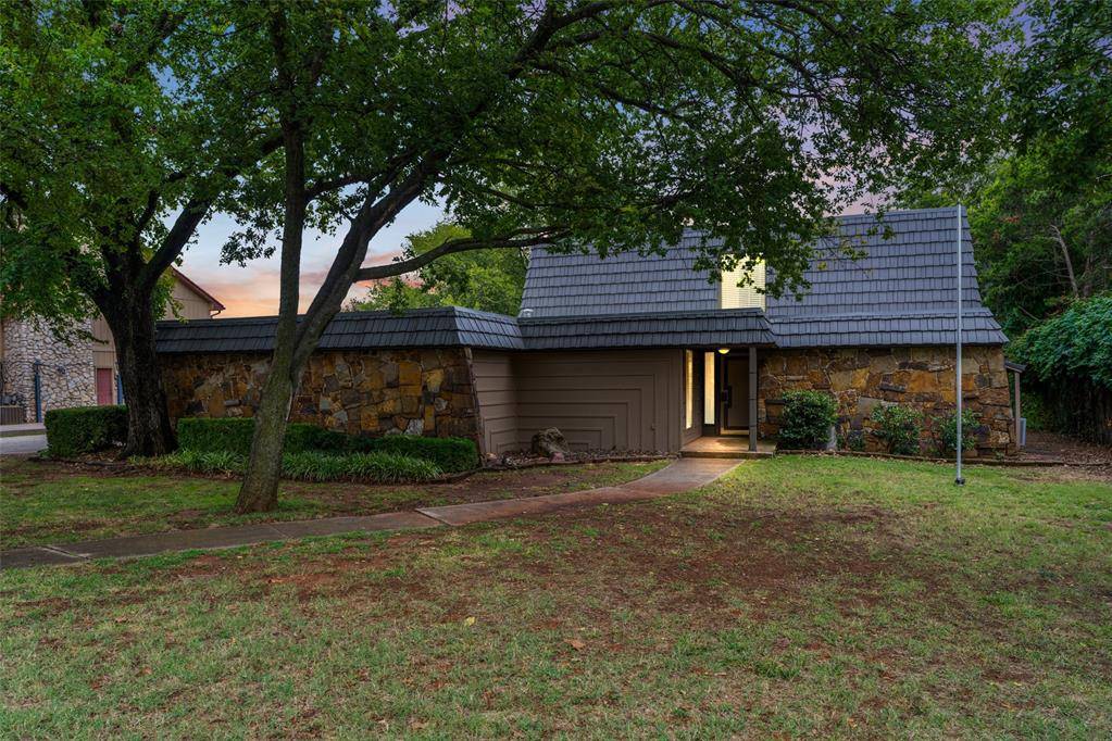 2940 Browne Stone RD, Oklahoma City, OK 73120