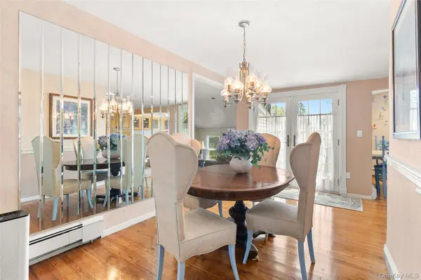46 39th ST, Islip, NY 11751