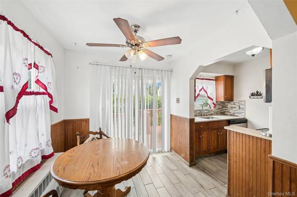 1043 Thomas AVE, Baldwin, NY 11510