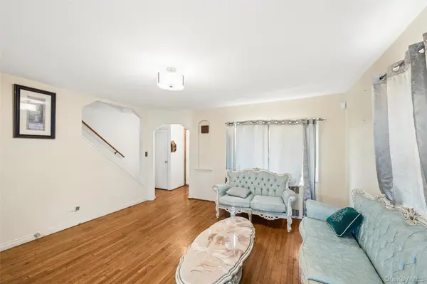 1043 Thomas AVE, Baldwin, NY 11510
