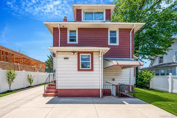 21823 139th AVE, Springfield Gardens, NY 11413