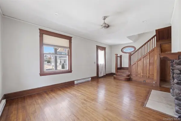 35 Jackson ST, New Rochelle, NY 10801