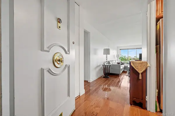 500 High Point DR #810, Hartsdale, NY 10530