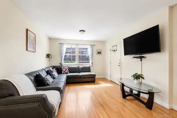 6107 Maspeth AVE, Maspeth, NY 11378
