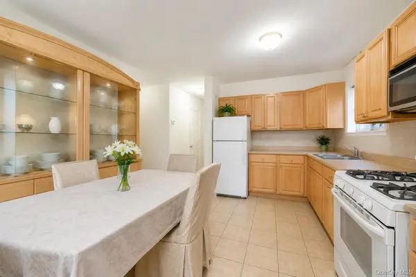 6107 Maspeth AVE, Maspeth, NY 11378