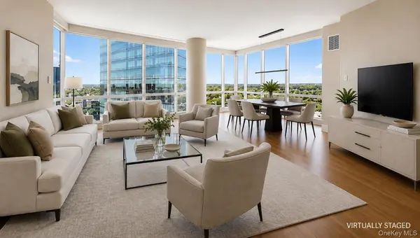 1 Renaissance SQ #33G (V7G), White Plains, NY 10601