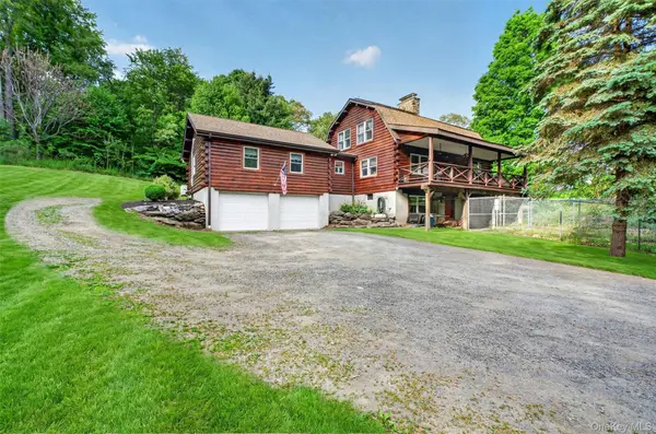 129 Mallory RD, Verbank, NY 12585