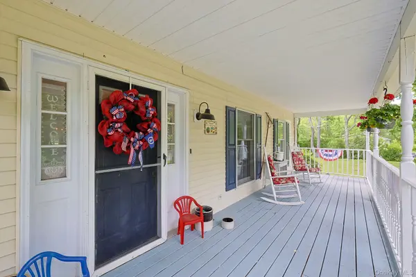 3 Unity LN, New Paltz, NY 12561