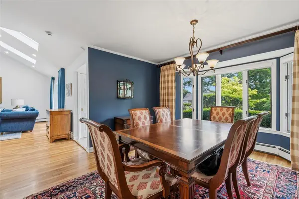 23 Maytime CT, Jericho, NY 11753